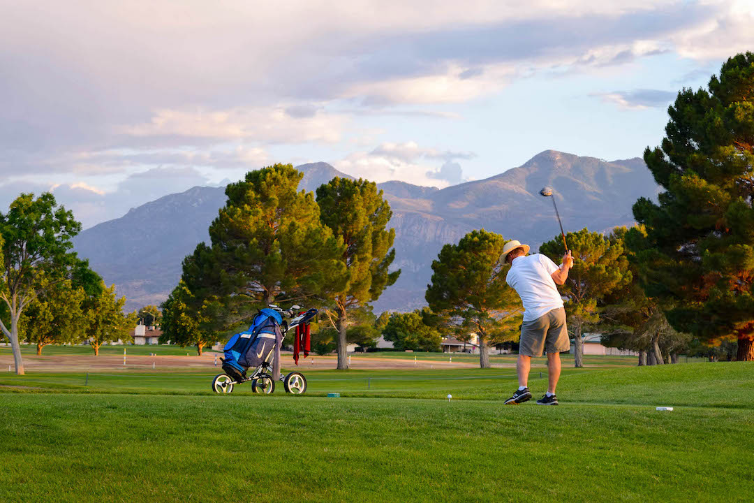 spring-golfing